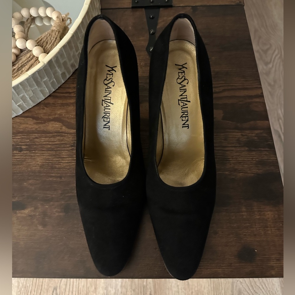 Yves Saint Laurent Black Suede Pointed Pumps with Gold Insole